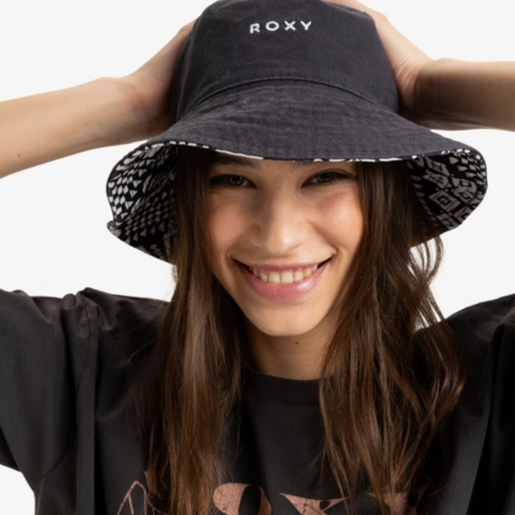 Roxy Bucket Hat - Picture 1 of 6